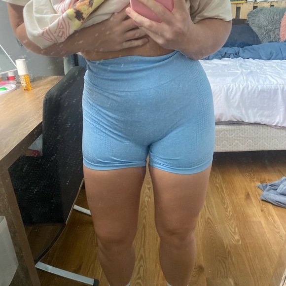 SOLD ! Amazon Gym shorts lot - Picture 9 of 10